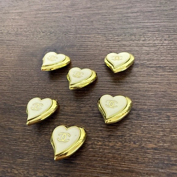 6 Chanel buttons Heart Shaped Aprox 1” - Picture 2 of 7